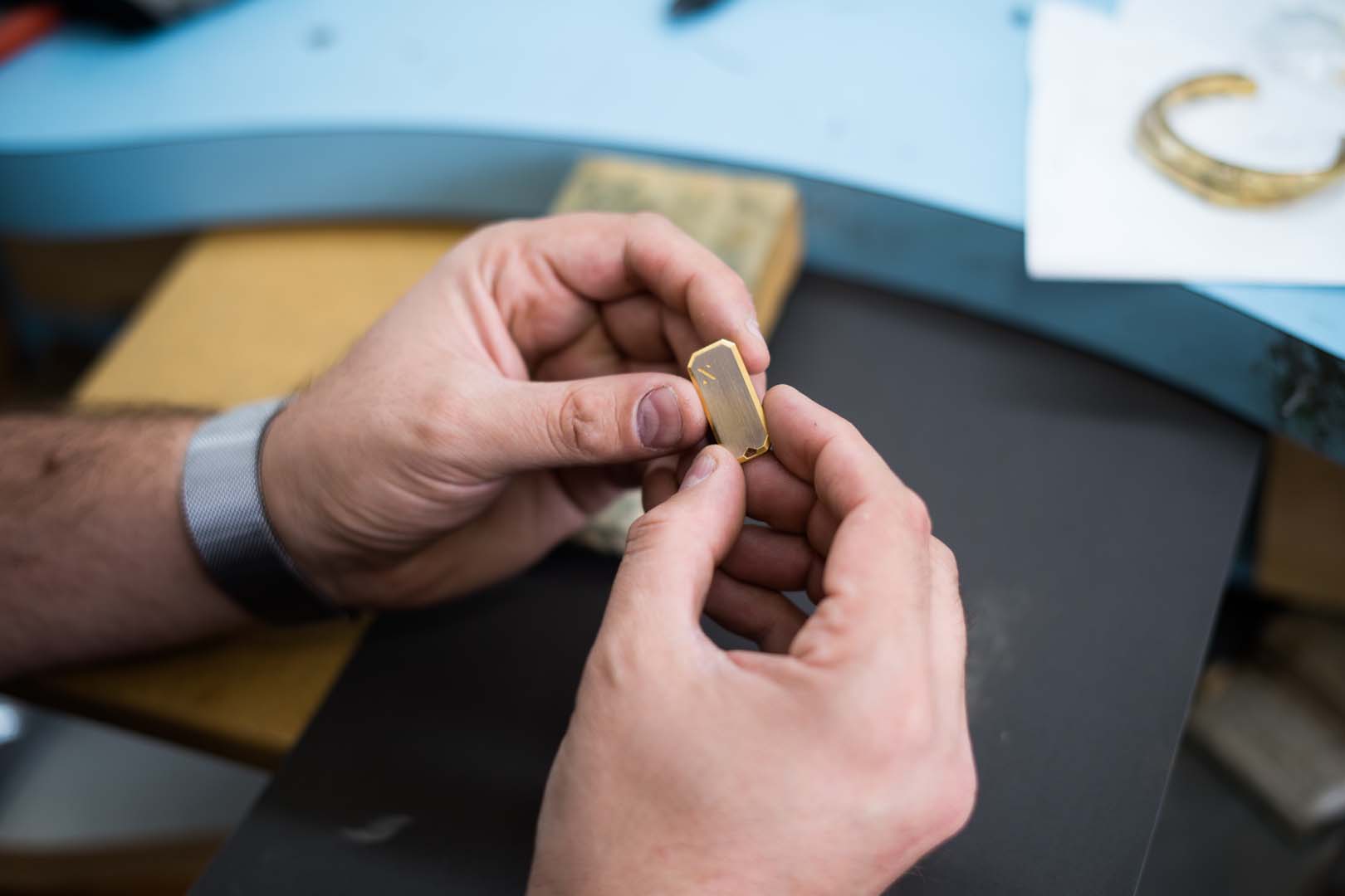 [HERO] USA Jewelry Manufacturers vs Overseas: Which Is Better For Your Brand in 2026?